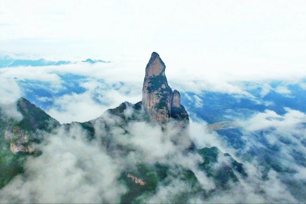 李白唐诗三百首的诗词名句,唐诗三百首李白最著名的诗