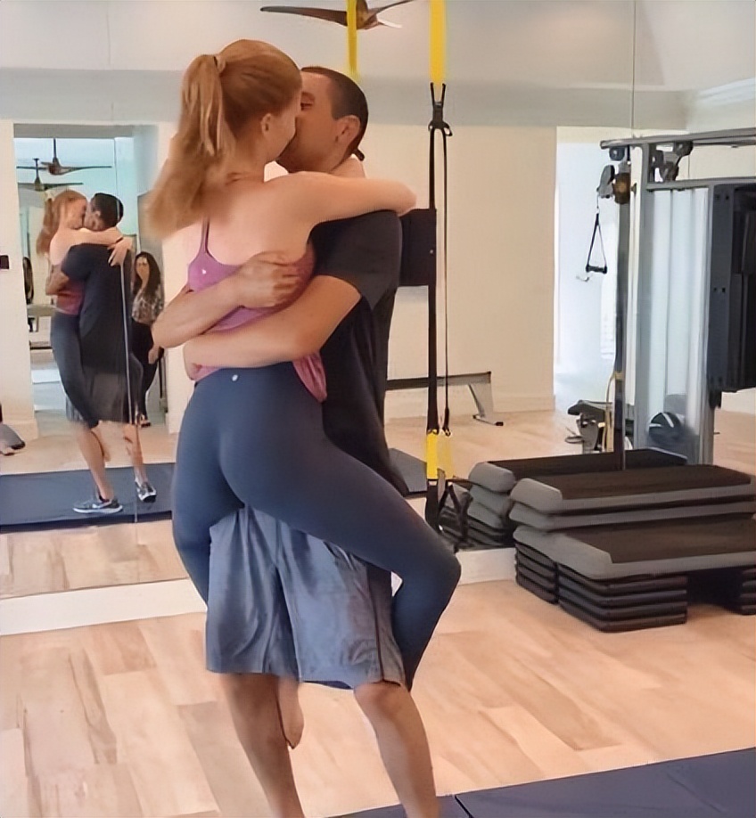 姣斿皵路鐩栬尐涓哄コ鍎垮簡鐢熶笌鍓嶅鍚屾,姣斿皵鐩栬尐瀛愬コ璧勪骇