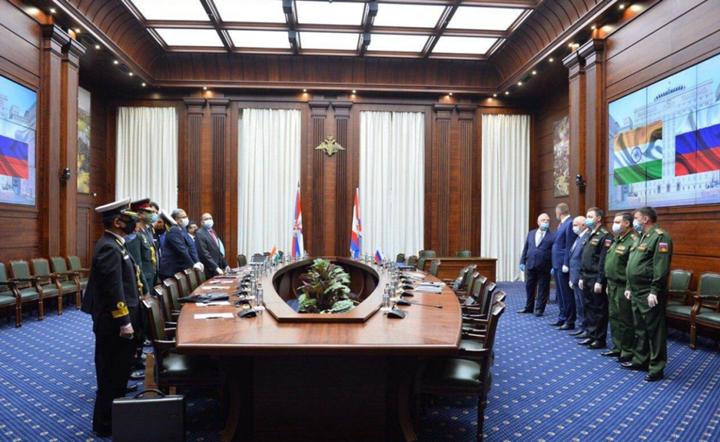 印度购买俄罗斯二手航母,一美元买俄罗斯航母