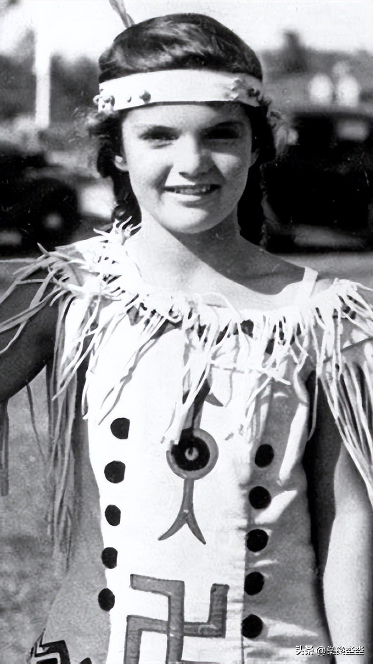 美貌杰奎琳,肯尼迪老婆杰奎琳与过去划清界限