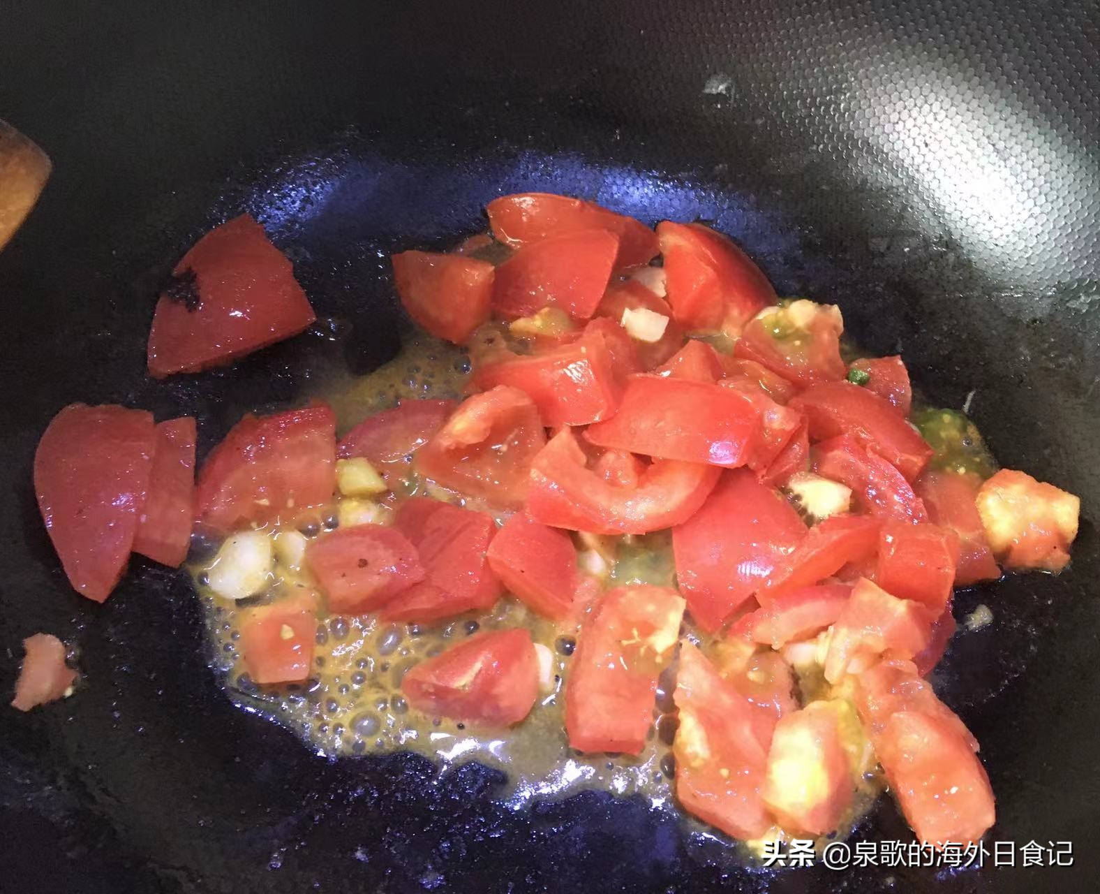 「家常菜做法」干了这碗番茄鱼，酸甜开胃，好吃营养又解暑