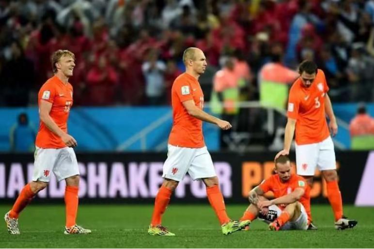 阿根廷战荷兰回放,1998年世界杯经典战荷兰2-1阿根廷