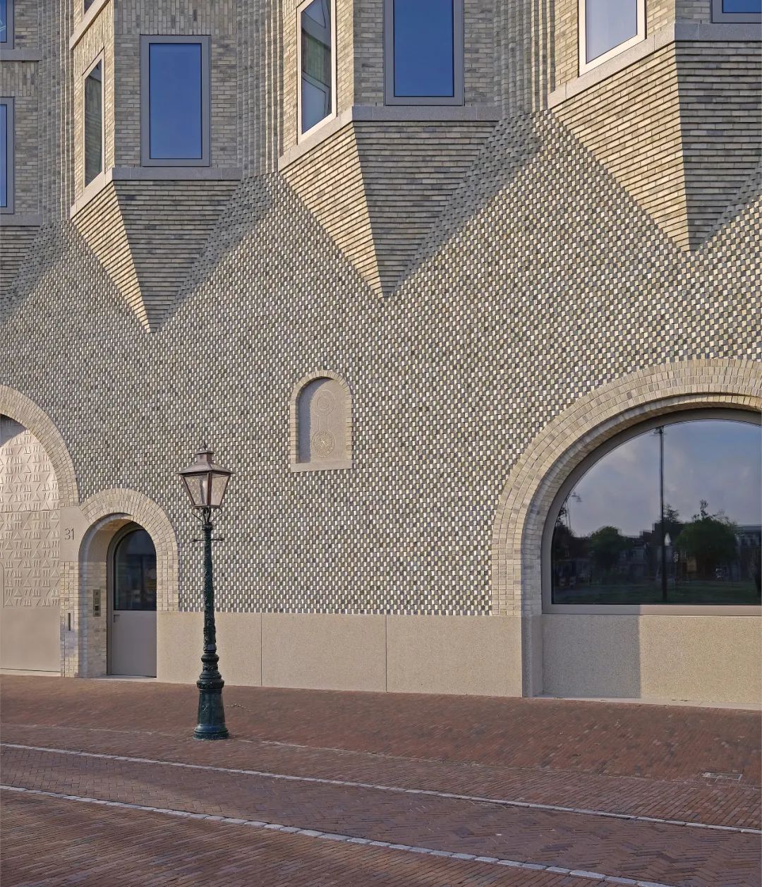 简单爱户型,红砖建筑特殊花样造型