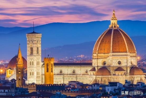 罗马假日安妮公主戴的王冠,罗马假日安妮公主图片