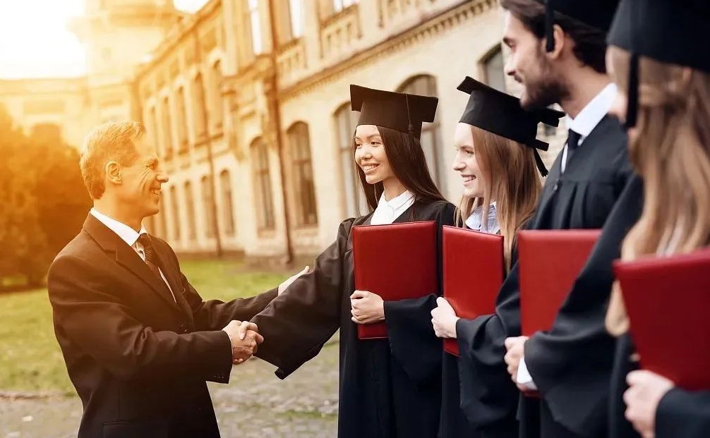 社科院在职博士班双证班学制几年,中国社科院在职博士双证几月报名