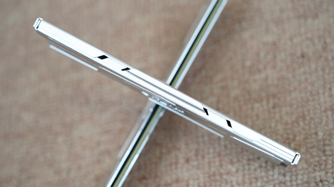 ddr5影驰星耀和七彩虹银翼内存条,影驰gamerrgbddr5内存评测