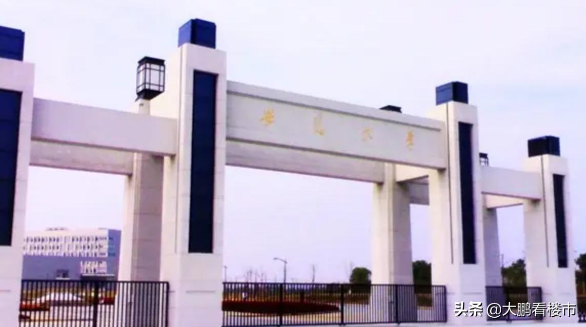 瀹滃眳瀹滀笟瀹滃晢鐨勫煄甯傛牳蹇冨尯,鍚堣偉鍛ㄨ竟瀹滃眳鍩庡競