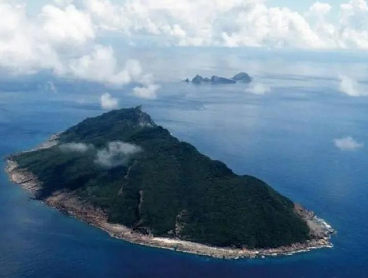 1971年美日图谋*鱼岛钓**,一华裔老太反对:岛是我的,我有慈禧手谕