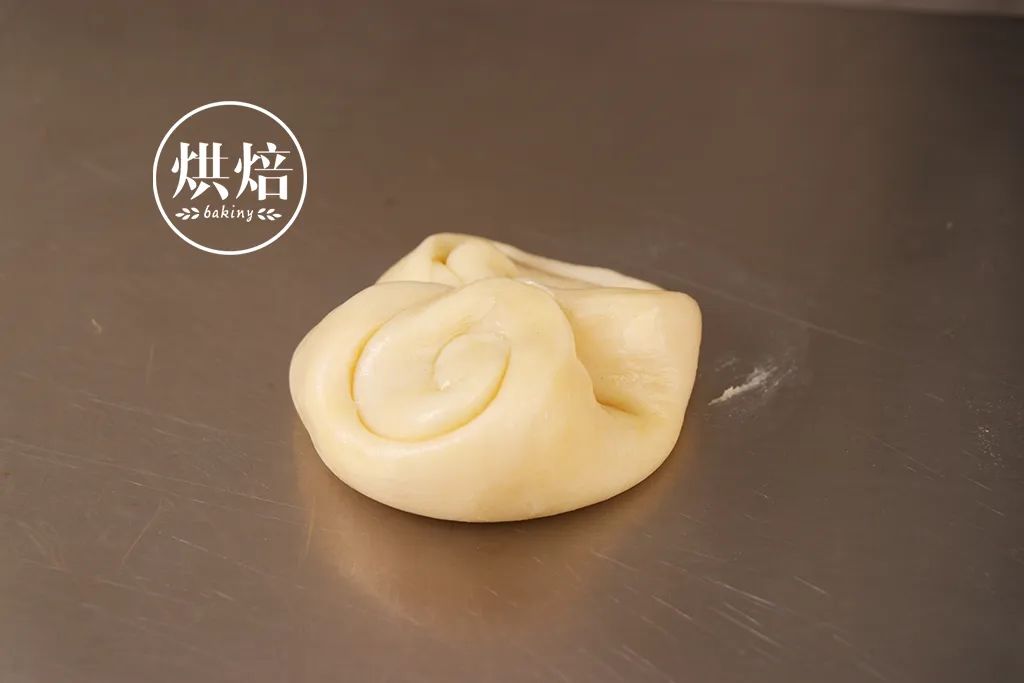 10几块一个的蛋黄酥,不超过10块钱的蛋黄酥