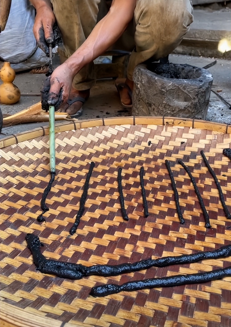 老杨啊：“黑暗料理”狗看了都摇头，却成为全网女人最想嫁的男人