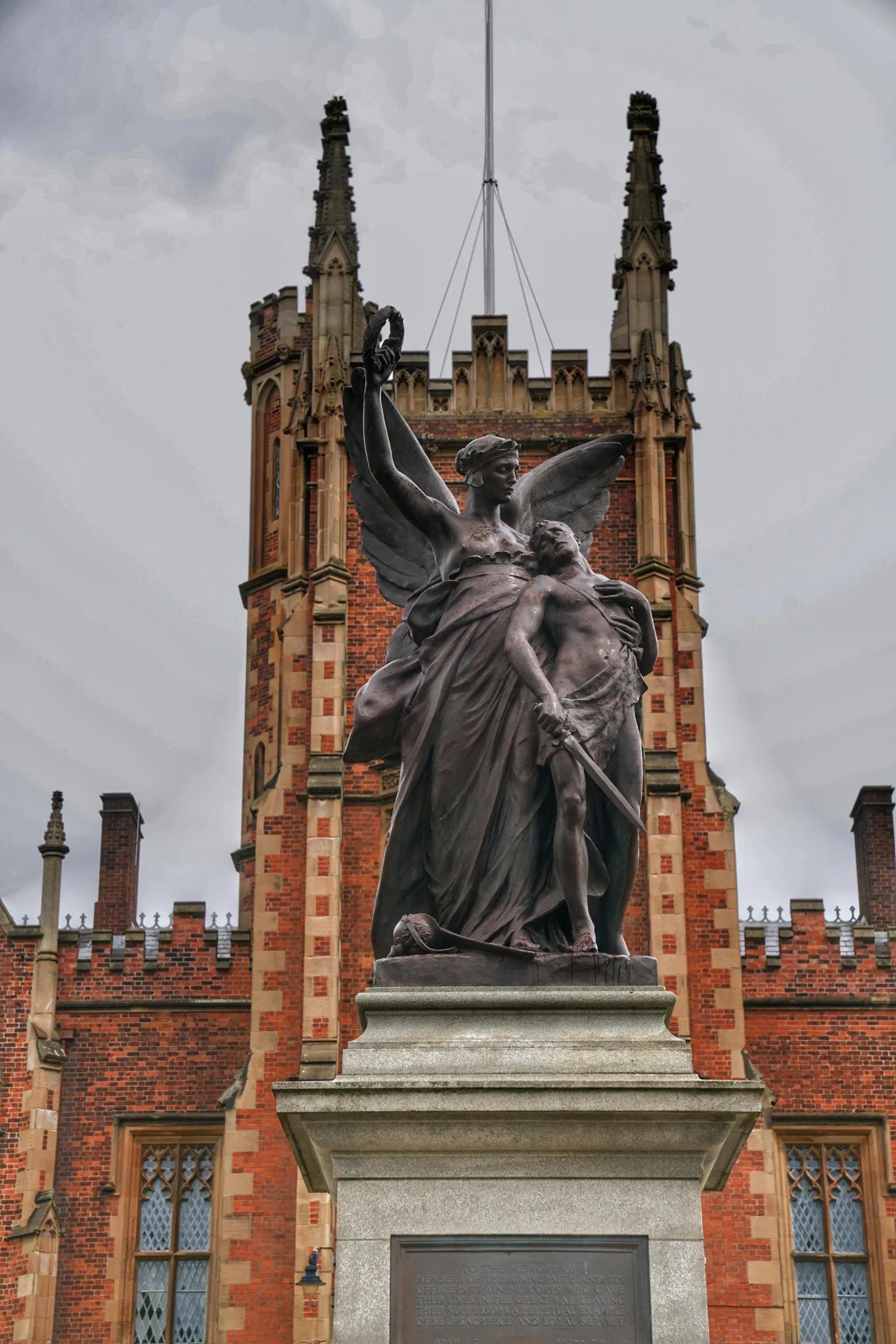 英伦三岛贝尔法斯特,体验权力的游戏