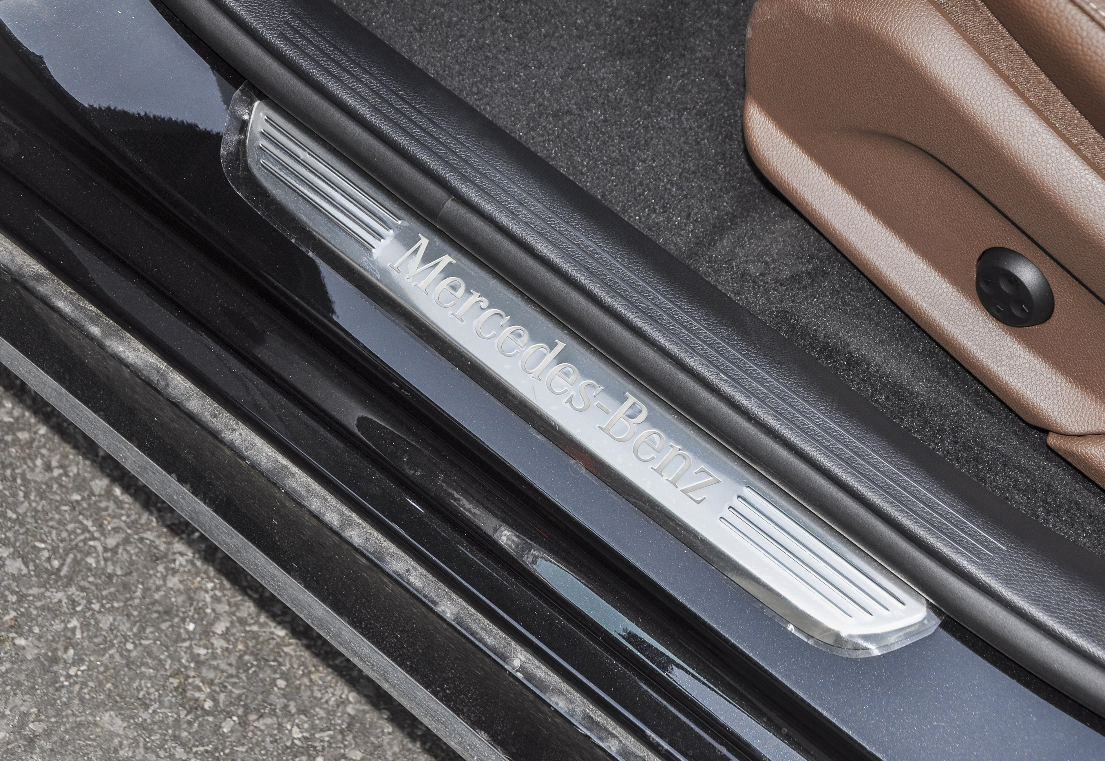 奔驰e级2024款高配和低配价格,奔驰e级2024款公布售价最低配落地