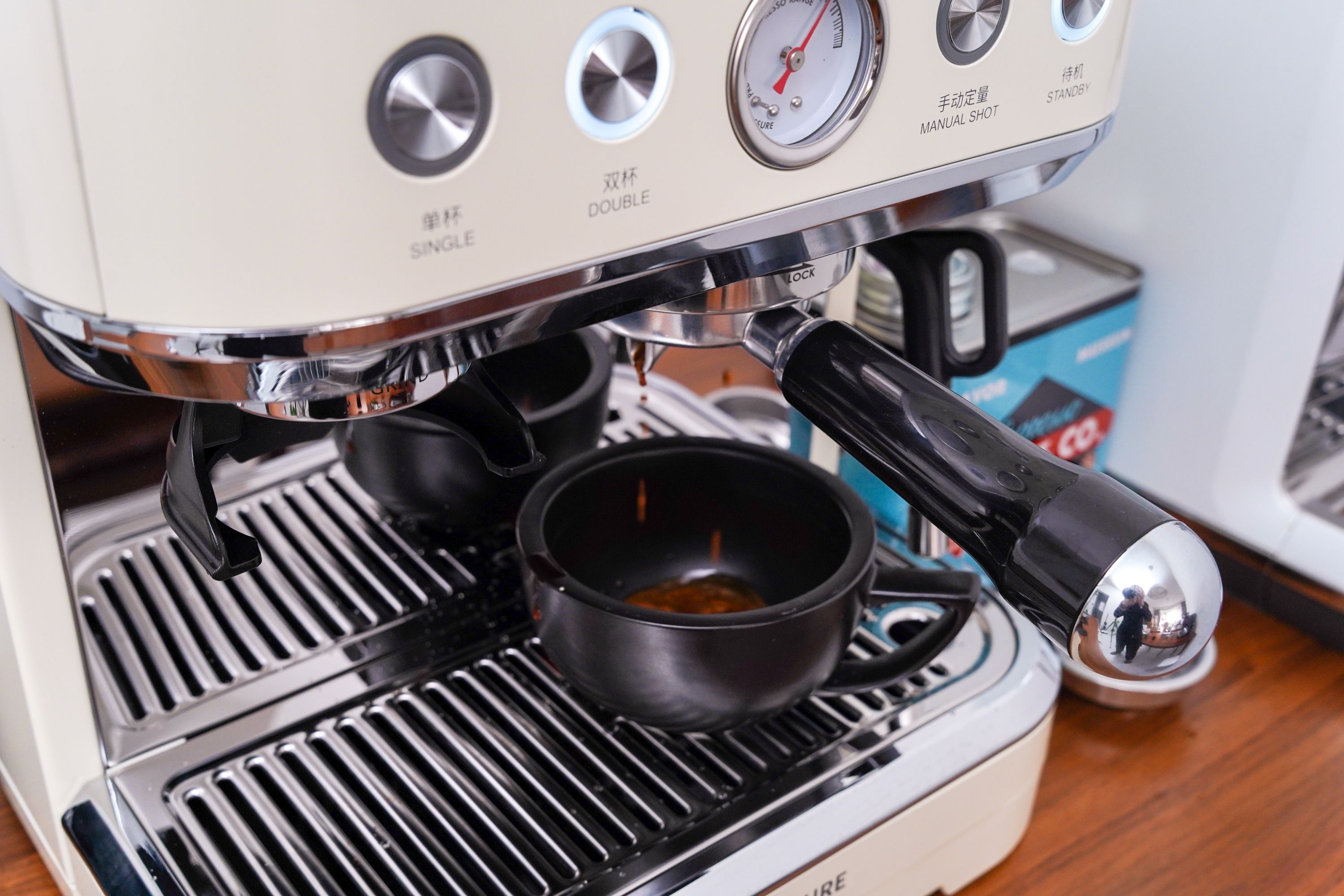 轻松玩转半自动咖啡机！一文搞懂半自动咖啡机的选购、使用与维护