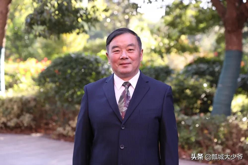 体育教师艺体教研活动,体育教师基本功集体特色展示