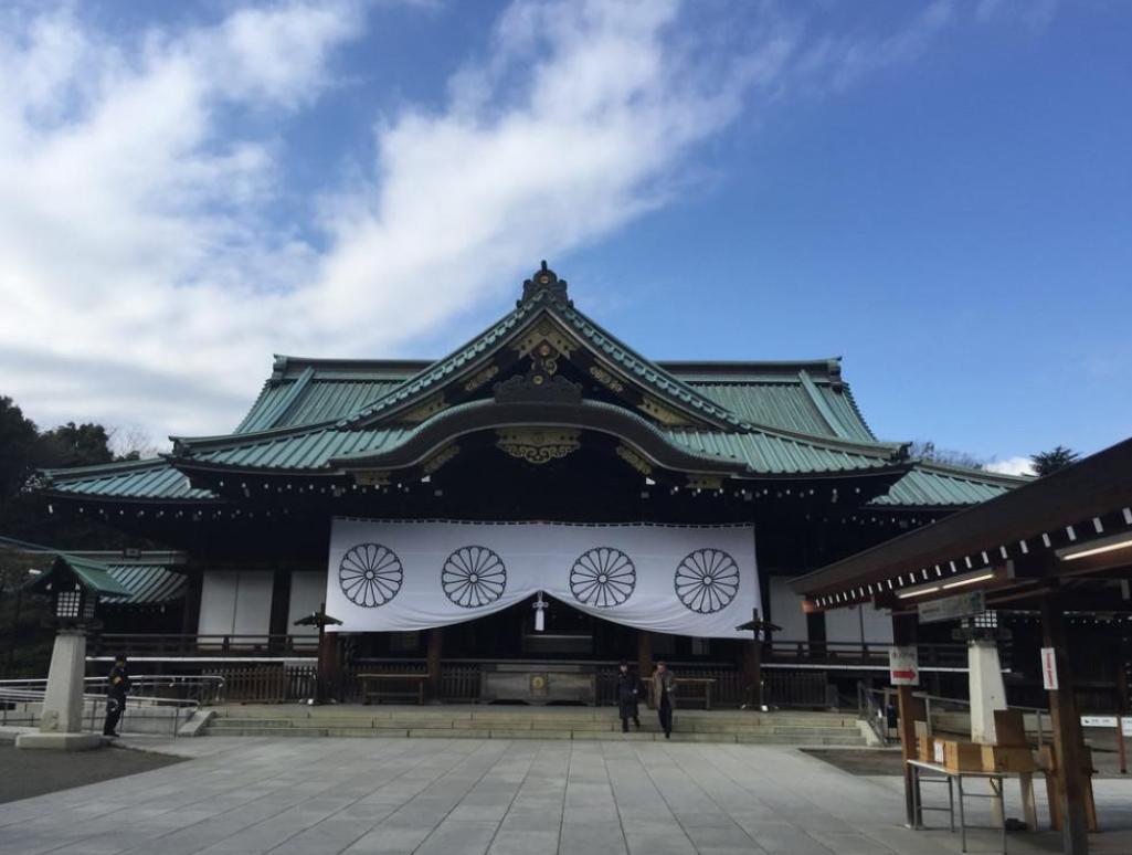 周而复参观*国靖**神社，回国后被开除*党**籍，16年后*纪委中**决定：平反