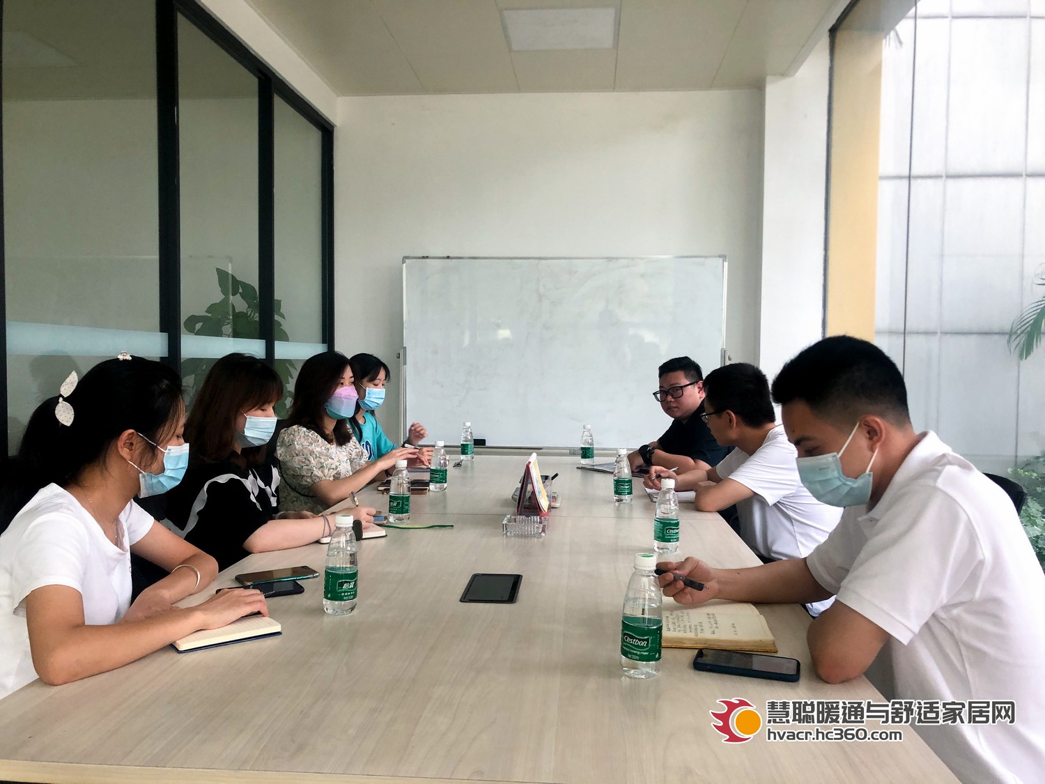 为14万家暖通商家源头找货！慧聪热泵网易招通撮合团队走进华天成