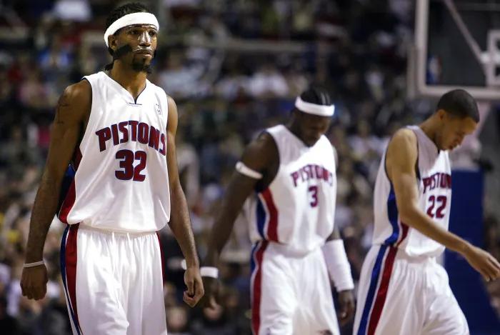 美媒评00年代20佳球队：姚麦火箭第17，小皇帝第10，GDP屈居次席