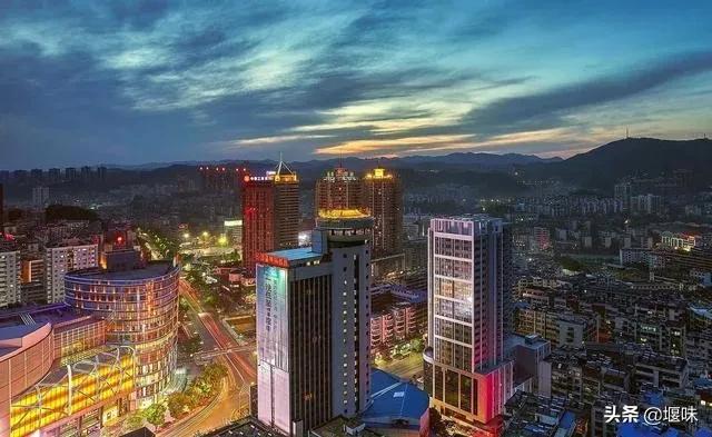 十堰有八大优势和三大缺失，靠山隐蔽分散是关键