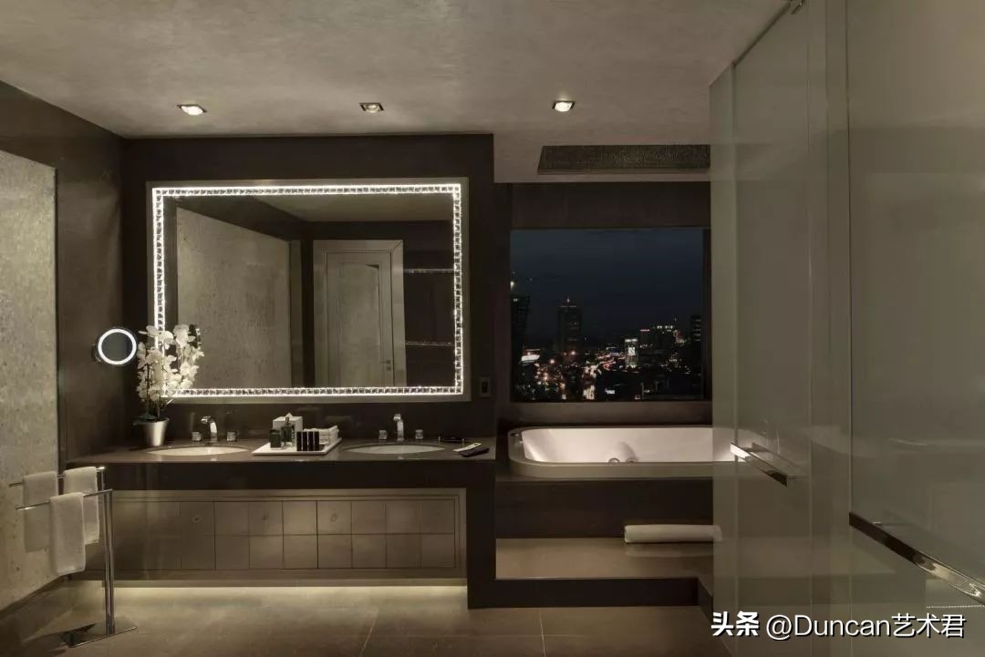 西班牙小镇最好的酒店,西班牙的大型连锁酒店