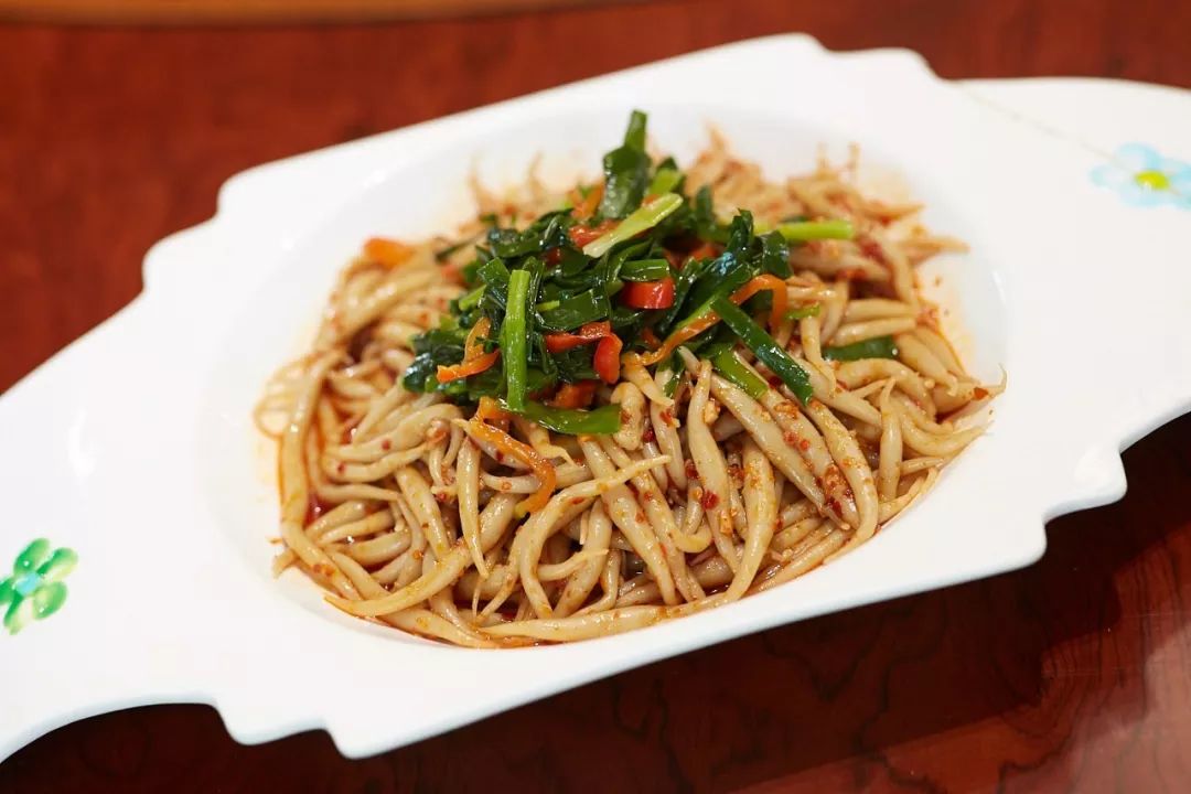 吃到嗓子眼的榴莲自助,吃到嗓子眼的牛肉面