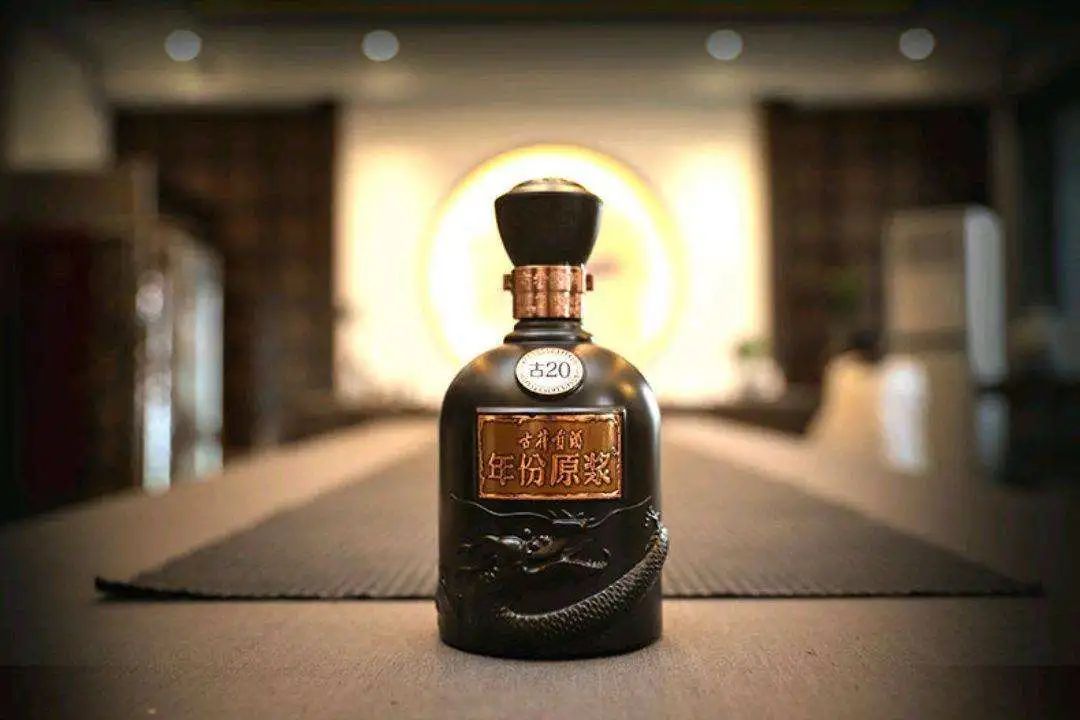 古井贡酒销售公司总经理梁金辉,古井贡酒成都糖酒会梁金辉