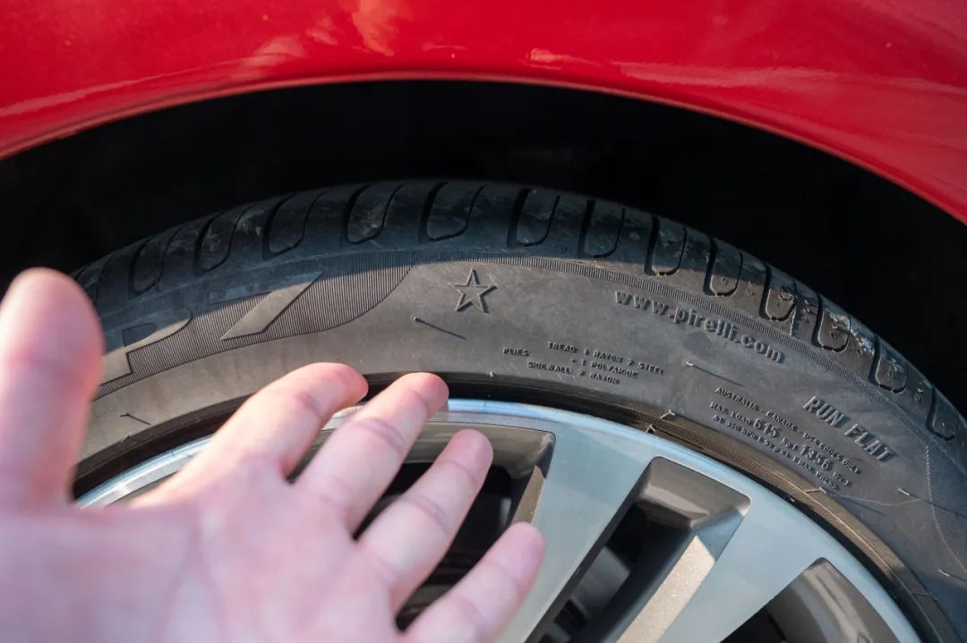 宝马428i硬顶敞篷落地价2022,宝马428i二手车值得买吗