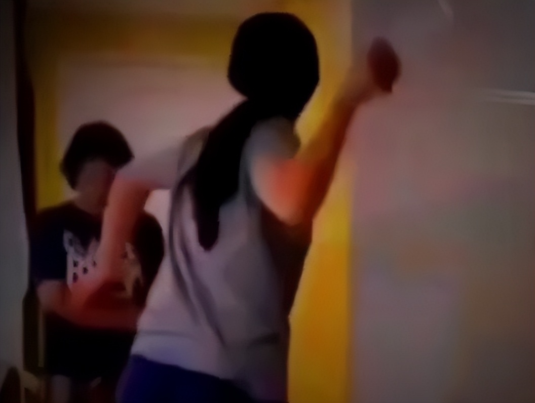 泰国警方解救被虐待女子后续,泰国警方解救被虐待女子