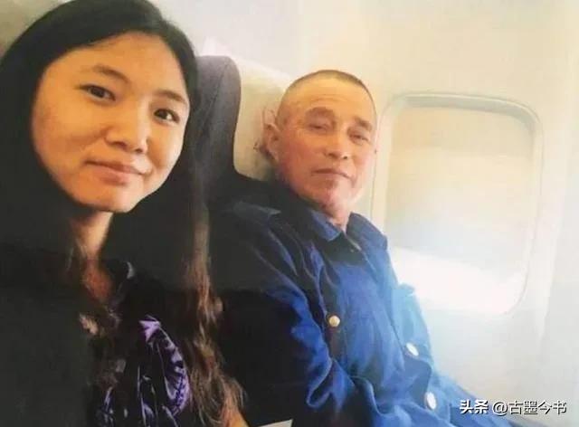 养恩大于生恩？女博士被收养24年，亲生父母带50万上门认亲被拒