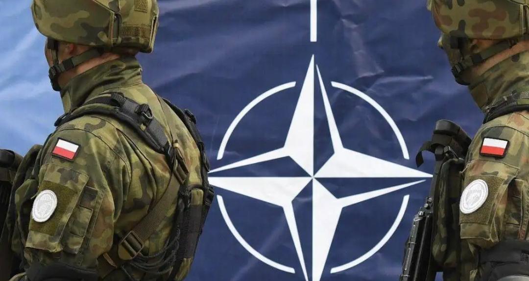 钟南山：明年上半年恢复疫情前状态/河南一地确定高三复学时间/河南发布新冠居家治疗中医药使用指导意见