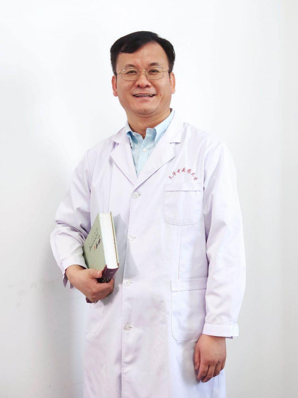 浮肿肥胖可泡脚吗,肥胖浮肿中成药