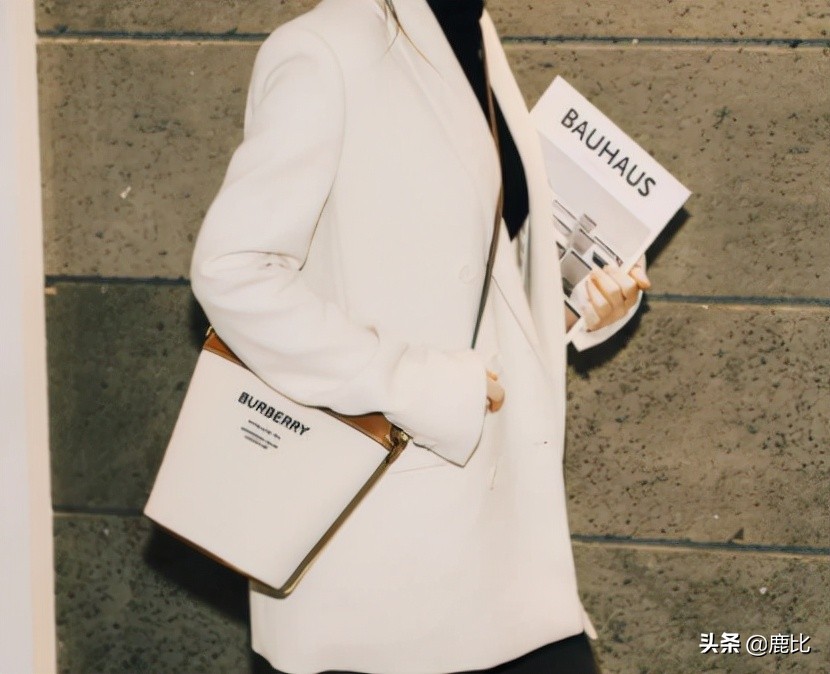 价格不高的品牌包包,最适合买的大牌包