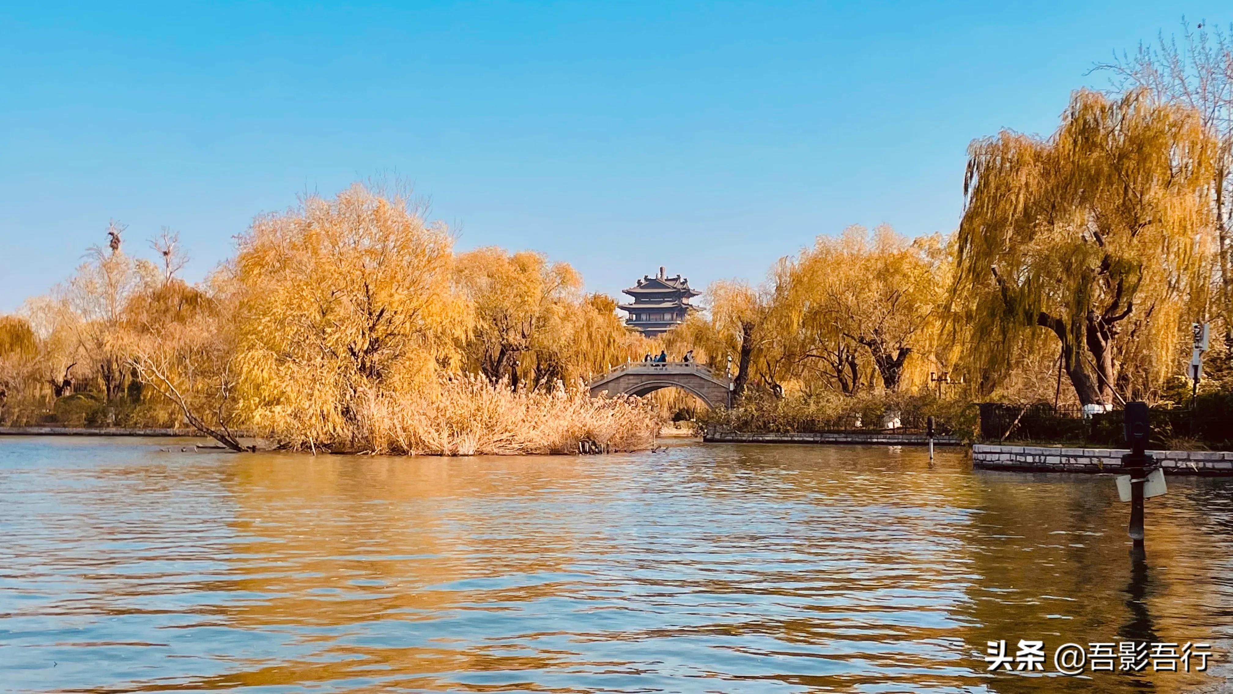 济南大明湖秋冬图片高清,初春大明湖美景图片