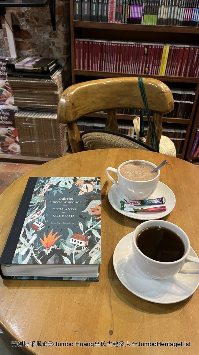 第5023回：富得像个阿根廷人，蓝花楹咖啡馆酒吧