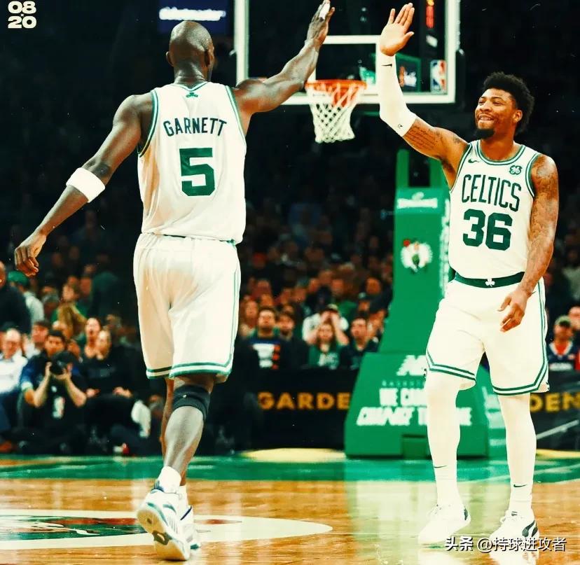 斯玛特特雷杨库里,斯玛特特雷杨赛后拥抱