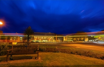 斯旺西大学有几所,斯旺西大学相当于国内的哪些学校