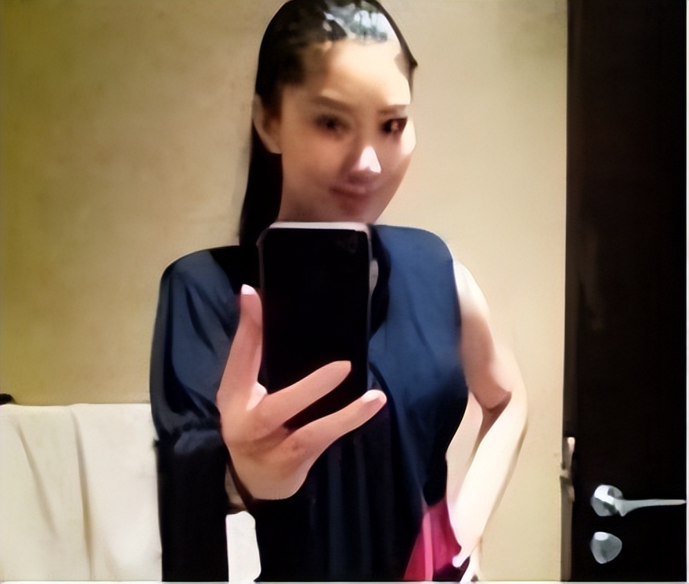 被谢贤宠了12年,coco什么时间和谢贤好的