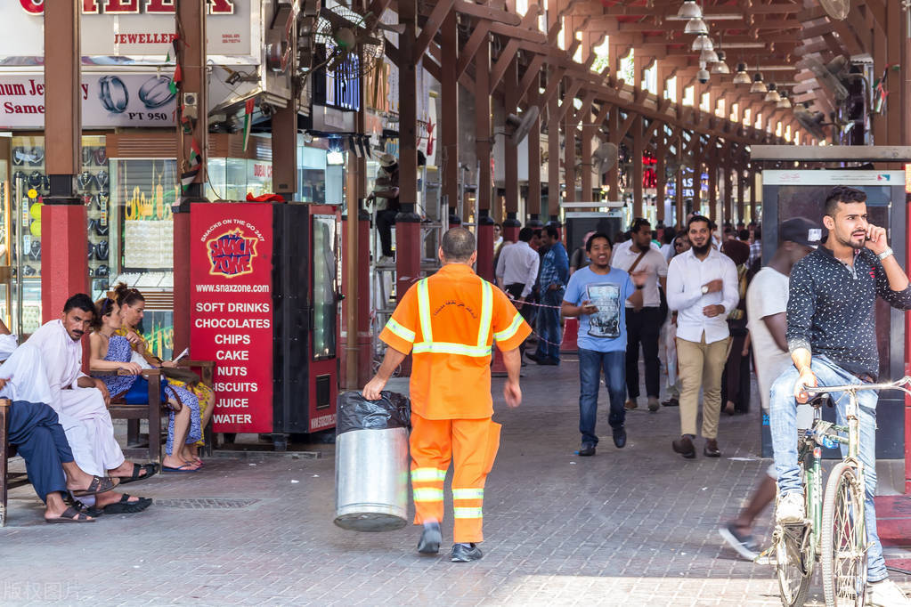 迪拜富得流油可以买什么,为什么说迪拜富得流油