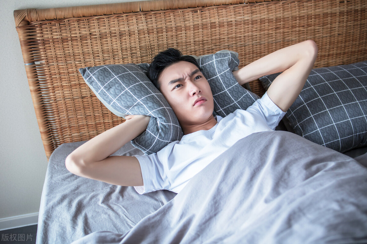 青壮年多久遗精一次算正常,中年多久遗精一次才算正常呢