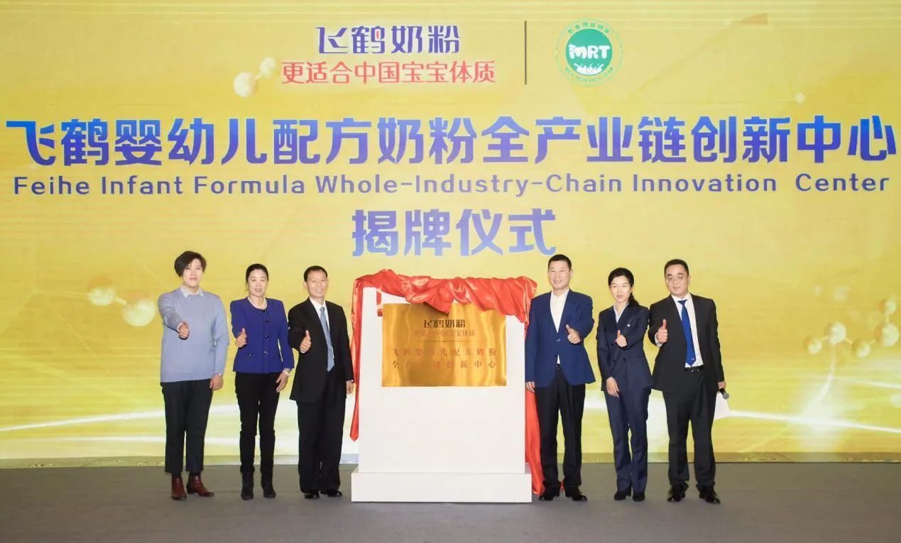 营销老兵百葛争牛：飞鹤乳业市场当时是怎么脱颖而出做到百亿的？