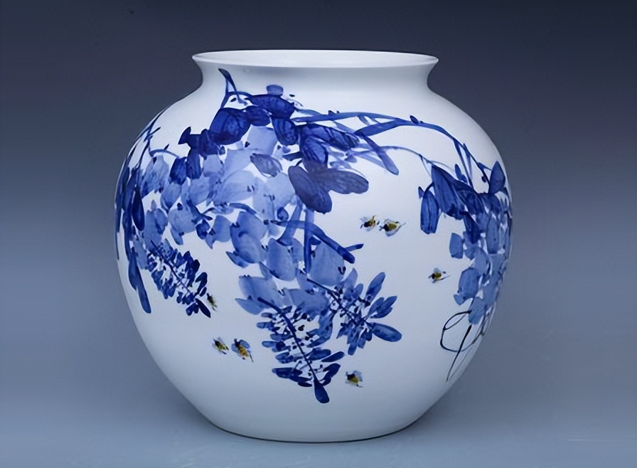 国人以为老外不懂货，高价卖出“造假*物文**”，却不知损失超10亿