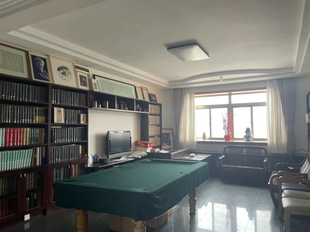 钟叔河我的杯很小，我用我的杯喝水