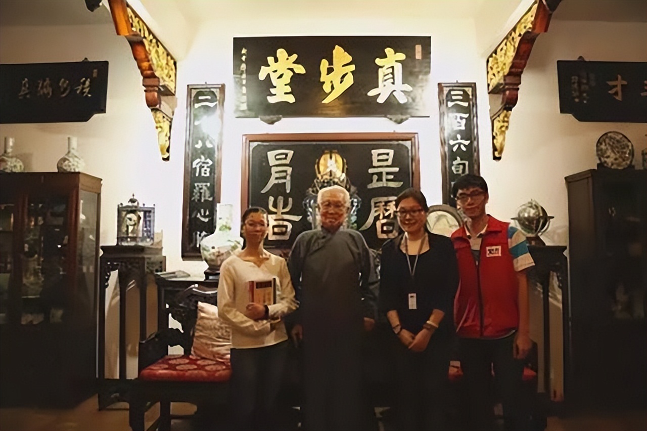 香港著名堪舆家蔡伯励,李嘉诚御用风水大师蔡伯励