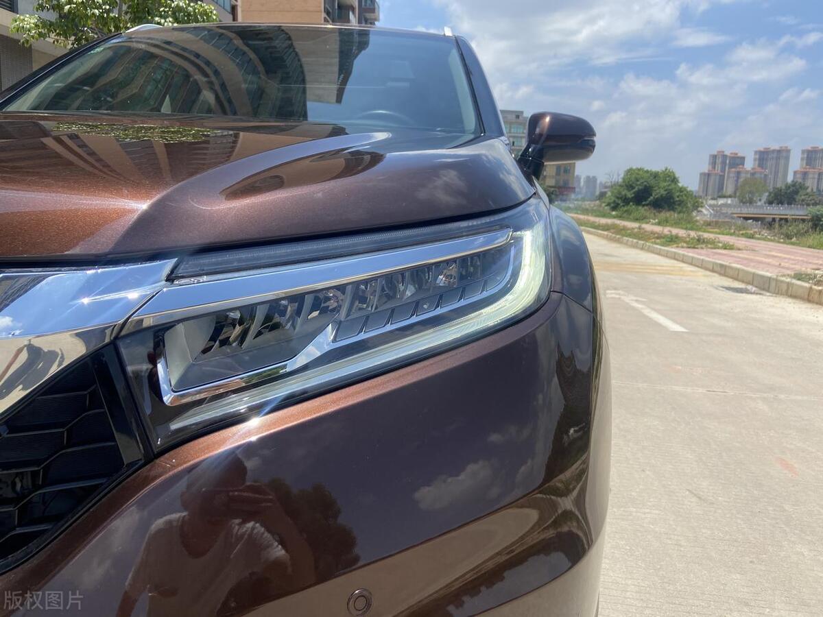 家用汽车30万排行榜前十名,30万左右的油电混动汽车推荐