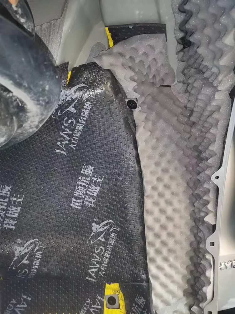 静享美好兰州金佰盛丰田格瑞维亚汽车隔音改装大白鲨