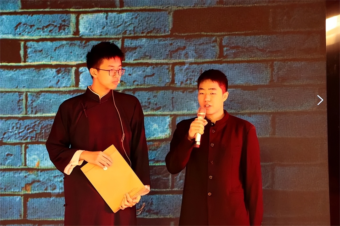 独“剧”匠心，“英”为有你——成都金牛区实外高中英语话剧大赛圆满落幕