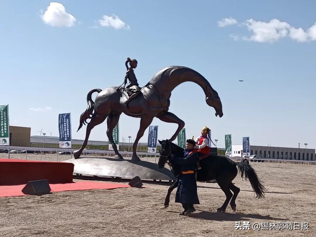草原神骏阿巴嘎是什么意思,草原神骏马头琴