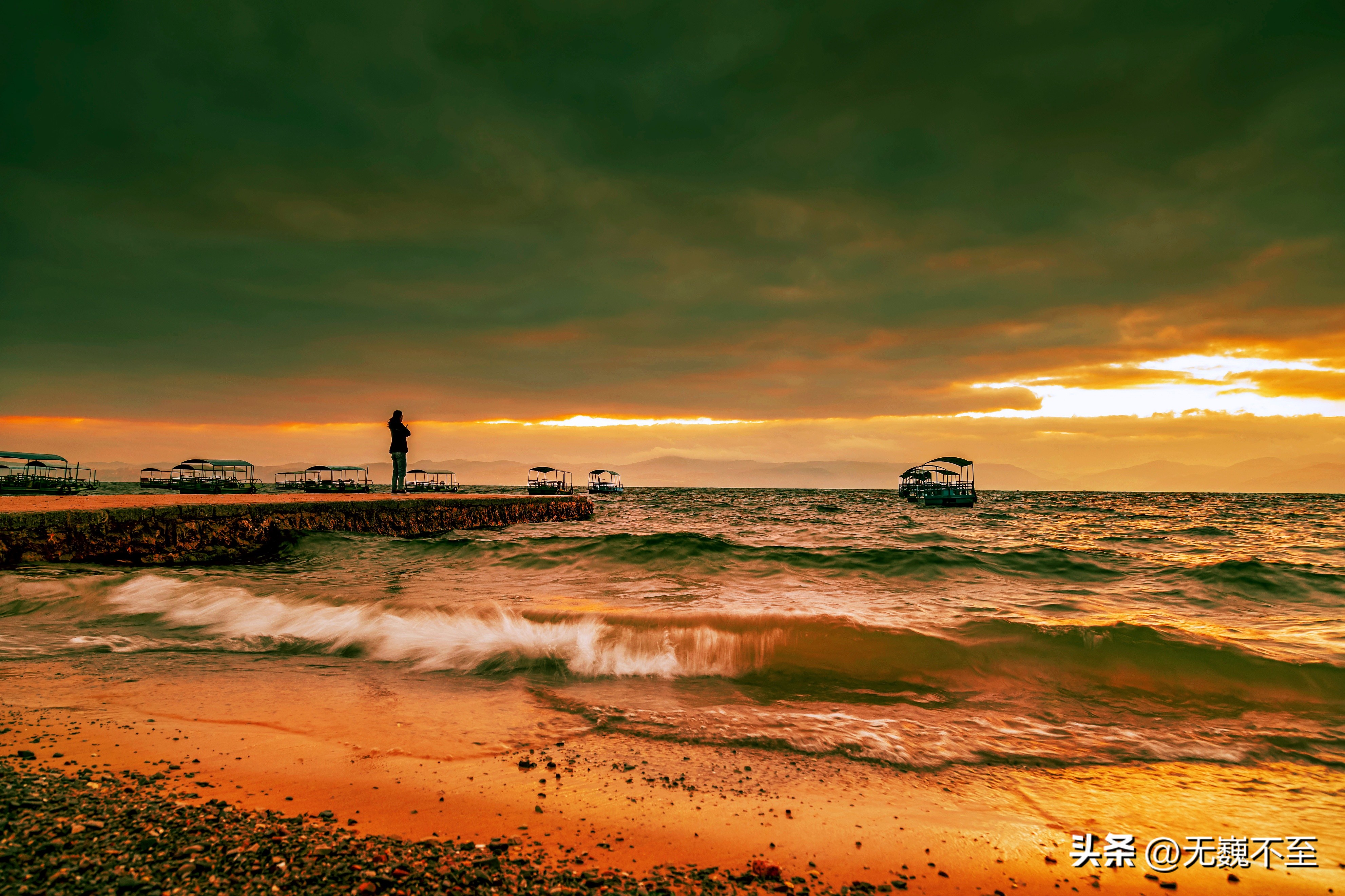 抚仙湖最好看的位置,抚仙湖适合几月份去最漂亮