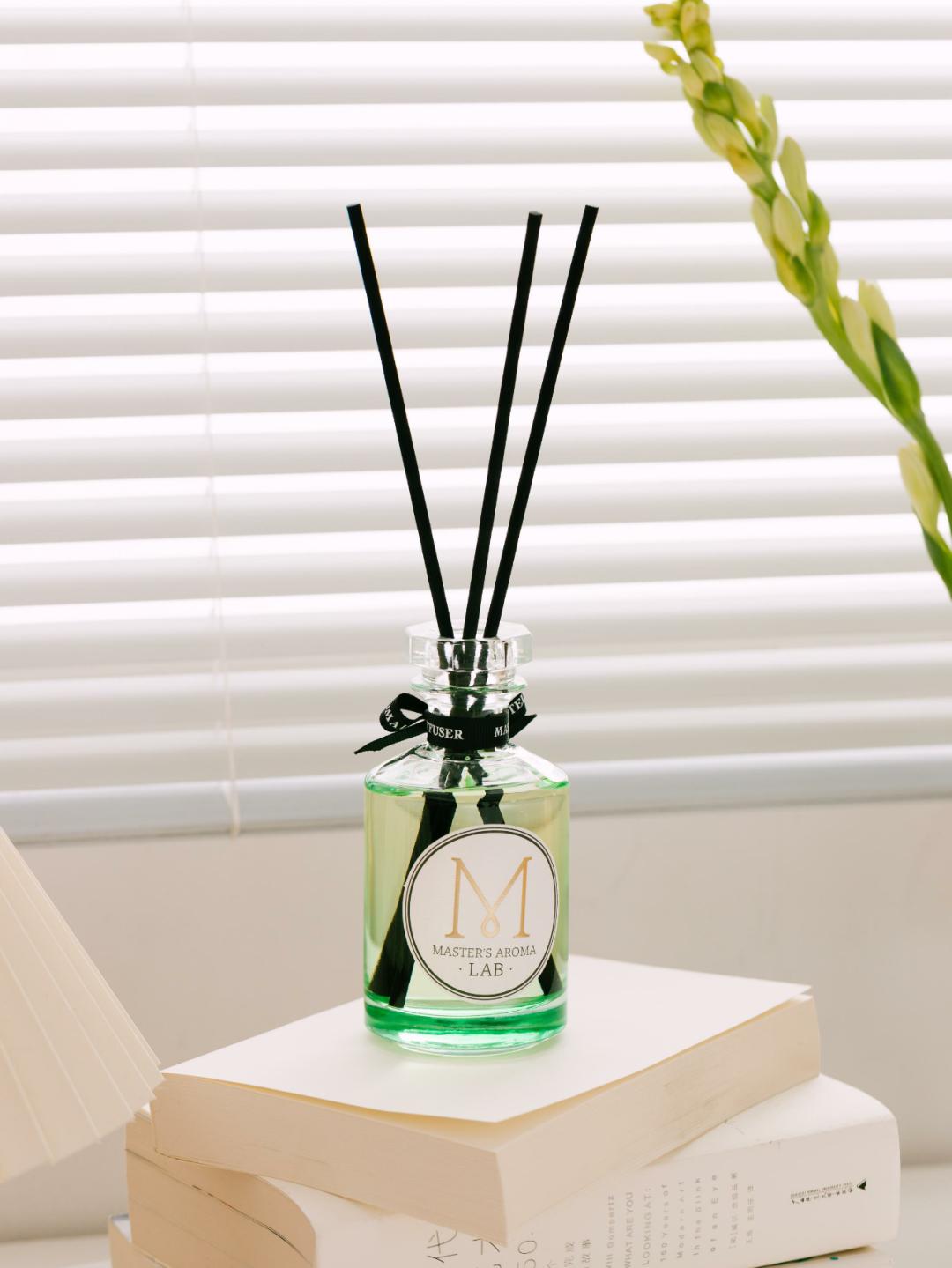 出道失败只因“不是男的”？她的同款“大师香薰”如今却全网疯抢