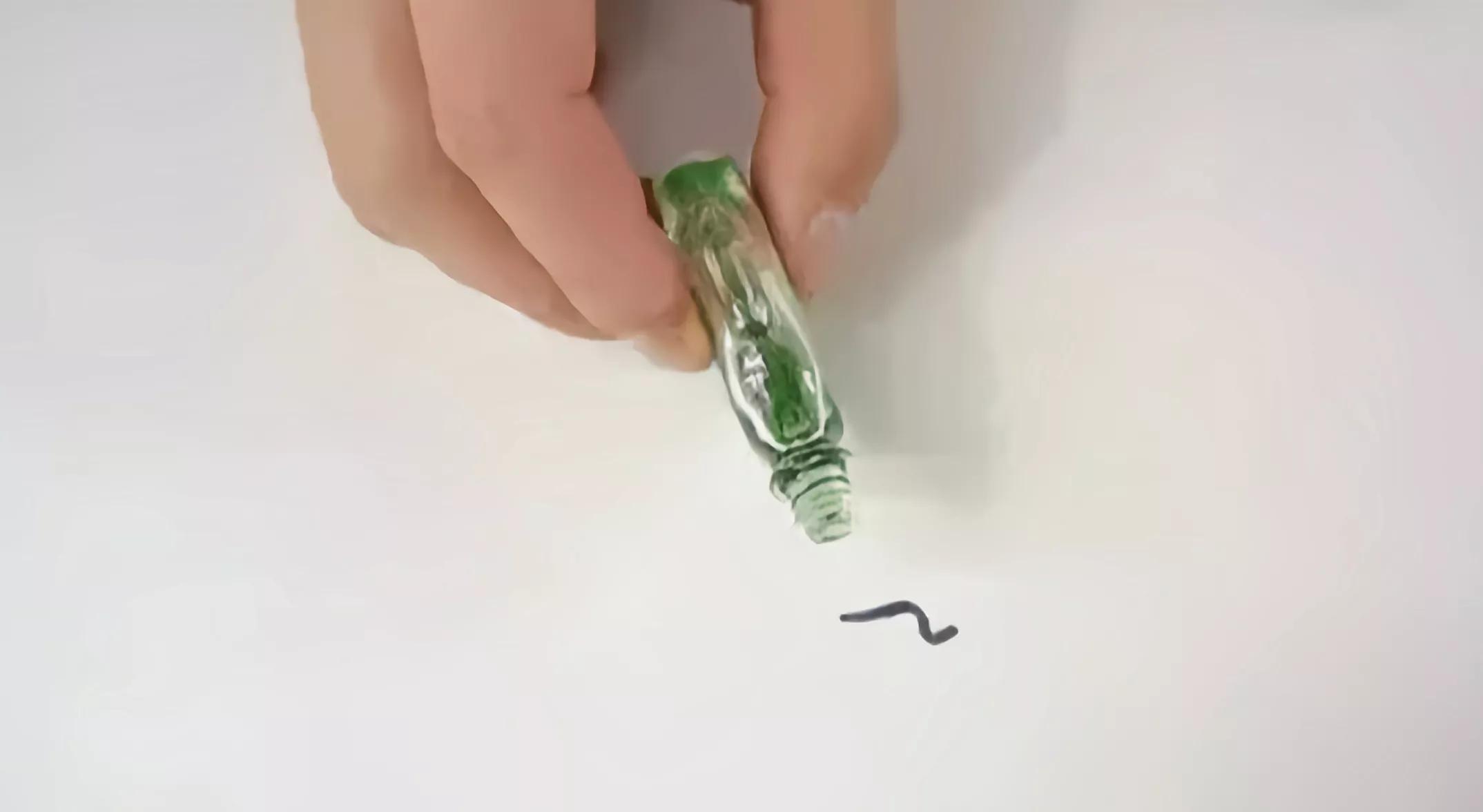 风油精真的能擦掉皮具上的胶印吗,风油精真的可以去除皮包上的污渍