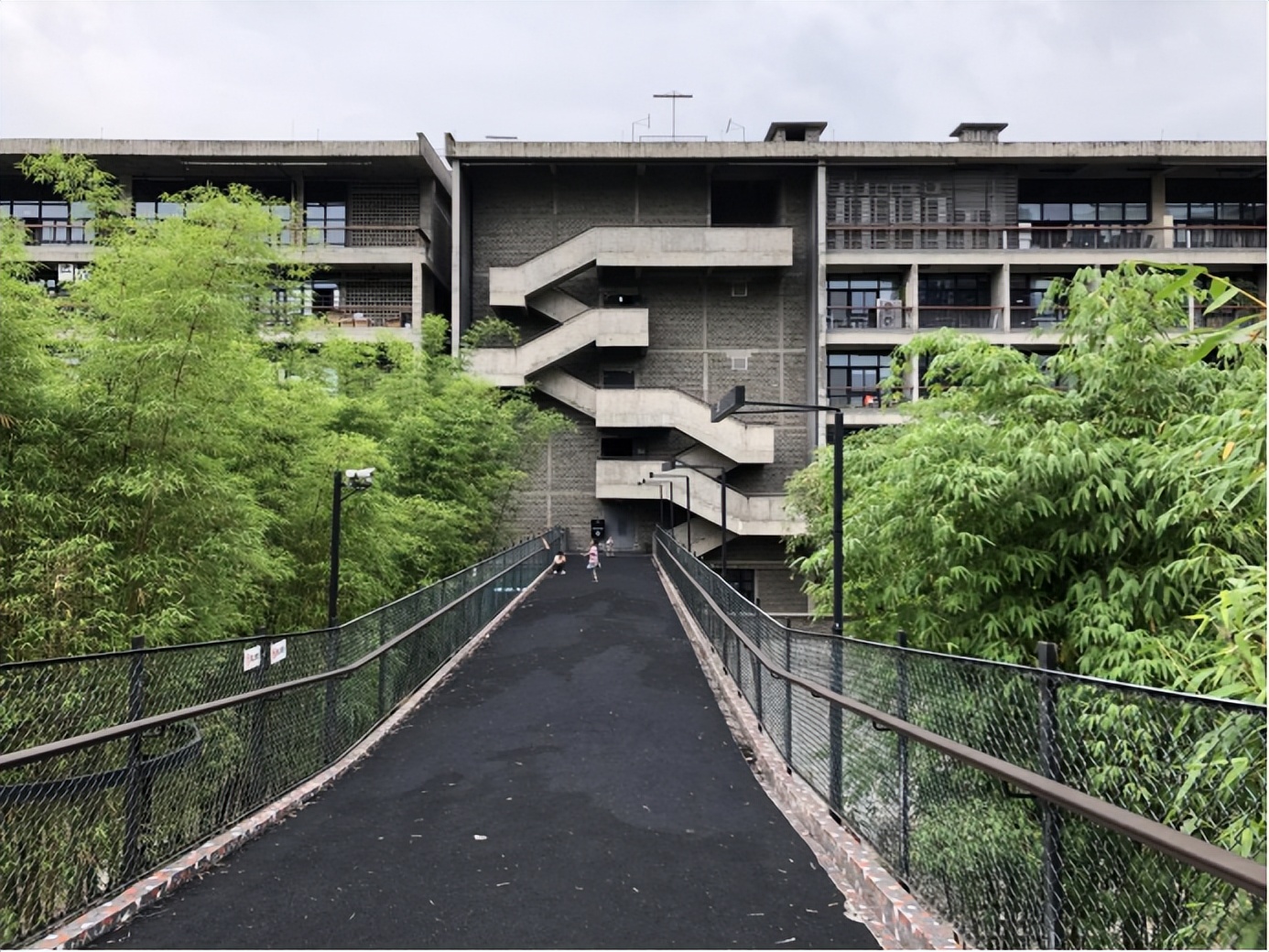 涓浗鐧惧瑙傜偣,鐧惧瑙傜偣